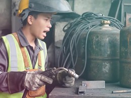 Một số tình huống tai nạn lao động trong nhà máy