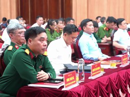 Khen thưởng 6 tập thể và 11 cá nhân có thành tích xuất sắc trong công tác tuyển chọn, gọi công dân nhập ngũ và thực hiện nghĩa vụ tham gia Công an nhân dân năm 2026