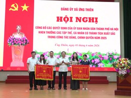 LỄ CHÀO CỜ VÀ SINH HOẠT CHÍNH TRỊ DƯỚI CỜ THÁNG 6/2026 QUYẾT LIỆT ĐỔI MỚI, NÂNG CAO HIỆU QUẢ THỰC THI NHIỆM VỤ