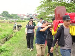 Người dân xã Thanh Oai đồng thuận di dời mồ mả, chung tay bàn giao mặt bằng phục vụ Dự án Khu đô thị thể thao Quốc tế Hà Nội