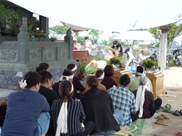 ĐẨY NHANH TIẾN ĐỘ DI CHUYỂN MỒ MẢ, BÀN GIAO MẶT BẰNG THỰC HIỆN DỰ ÁN KHU ĐÔ THỊ THỂ THAO QUỐC TẾ HÀ NỘI