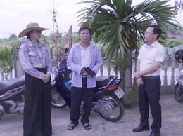 Đoàn giám sát chuyên đề HĐND xã Hòa Lạc khảo sát công tác giải phóng mặt bằng tại các dự án trọng điểm trên địa bàn xã