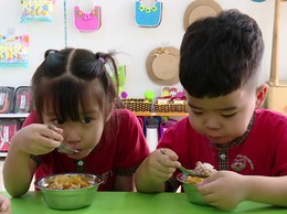 Bổ sung vi chất đúng cách giúp trẻ phát triển khỏe mạnh