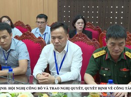 XÃ PHÚC THỊNH TỔ CHỨC HỘI NGHỊ CÔNG BỐ VÀ TRAO NGHỊ QUYẾT, QUYẾT ĐỊNH VỀ CÔNG TÁC CÁN BỘ