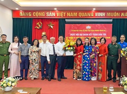 MTTQ VIỆT NAM PHƯỜNG HÀNG BÀI TỔ CHỨC NGÀY HỘI ĐẠI ĐOÀN KẾT TOÀN DÂN TỘC; KỶ NIỆM 94 NĂM NGÀY TRUYỀN THỐNG MTTQ VIỆT NAM VÀ TỔNG KẾT CÔNG TÁC NĂM 2024