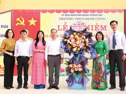 Trường THCS Định Công tổ chức Lễ kỷ niệm 70 năm Ngày thành lập ngành giáo dục-đào tạo Thủ đô (1954-2024) và 42 năm Ngày nhà giáo Việt Nam (20/11/1982-20/11/2024)