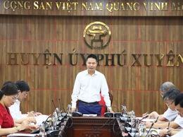 Tiểu ban Văn kiện Đại hội Đảng bộ huyện Phú Xuyên lần thứ XXVI tổ chức hội nghị làm việc chuyên đề với Uỷ ban nhân dân huyện