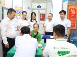 Khương Đình: Tổ chức khám sức khỏe cho người cao tuổi