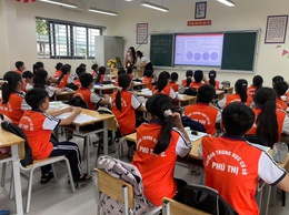 Xã Thuận An kiểm tra công vụ tại Trường THCS Phú Thị và Mầm non Lệ Chi