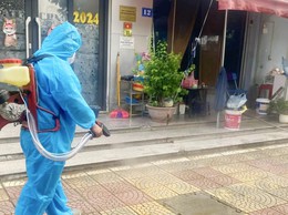 Hà Nội tăng cường vệ sinh môi trường, phòng chống dịch bệnh sau mưa bão