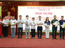 Hội nghị biểu dương trẻ em gái chăm ngoan, học giỏi trong các gia đình tiêu biểu thực hiện tốt chính sách dân số nhân ngày Quốc tế trẻ em gái 11/10