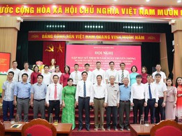 Đảng uỷ xã tổ chức gặp mặt kỷ niệm 95 năm Ngày truyền thống các ngành tổ chức xây dựng Đảng, công tác Dân vận của Đảng, Văn phòng cấp uỷ và 77 năm ngày truyền thống ngành Kiểm tra của Đảng