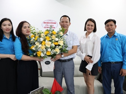 Công đoàn xã Phú Nghĩa chúc mừng các Công ty, Doanh nghiệp nhân dịp kỷ niệm Ngày Doanh nhân Việt Nam