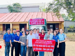 Trường Tiểu học và Trường THCS Thạch Thán xã Quốc Oai chung tay san sẻ yêu thương cùng đồng bào vùng lũ