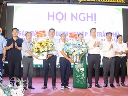 Câu lạc bộ doanh nghiệp xã Trần Phú tổ chức Hội nghị gặp mặt nhân kỷ niệm 21 năm Ngày doanh nhân Việt Nam