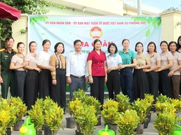 Ra quân trồng cây và Lễ gắn biển công trình chào mừng Đại hội Đảng bộ thành phố Hà Nội lần thứ XVIII, nhiệm kỳ 2025–2030.