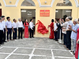 Lễ gắn biển công trình 