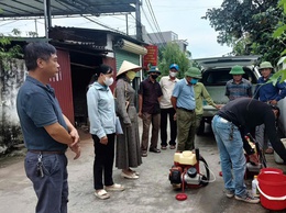 78 hộ dân được phun hóa chất – xã Quảng Oai quyết liệt kiểm soát ổ dịch sốt xuất huyết