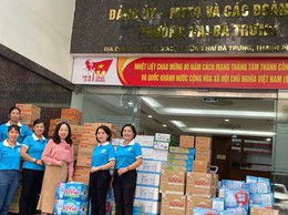 Phụ nữ phường Hai Bà Trưng: Chung tay hướng về đồng bào vùng lũ xã Kim Anh, thành phố Hà Nội.