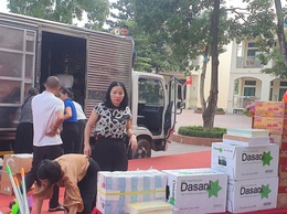 Trường Tiểu học Sơn Đông ủng hộ học sinh xã Võ Nhai, Thái Nguyên gần 100 triệu đồng