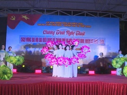 Đặc sắc Chương trình nghệ thuật chào mừng Đại hội Đảng bộ thành phố Hà Nội lần thứ XVIII tại Đình làng Trạch Lôi