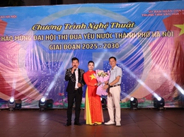 Xã Suối Hai phối hợp tổ chức chương trình nghệ thuật đặc biệt chào mừng Đại hội thi đua yêu nước thành phố Hà Nội giai đoạn 2025 – 2030, chào mừng Đại hội Đại biểu Đảng bộ thành phố Hà Nội