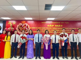 Phường Tây Tựu gặp mặt kỷ niệm nhân Ngày truyền thống các Ban Xây dựng Đảng và Văn phòng cấp ủy