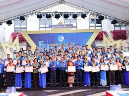 69 cán bộ Hội Liên hiệp Thanh niên Việt Nam tiêu biểu nhận Giải thưởng “15 tháng 10”