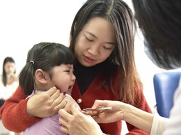 Kiểm tra tiền sử và tổ chức tiêm bù cho trẻ tại các cơ sở giáo dục mầm non, tiểu học trên địa bàn thành phố Hà Nội