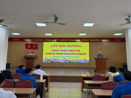 Khai giảng lớp Bồi dưỡng chuyên đề “Chủ nghĩa yêu nước Việt Nam cho Đoàn viên, thanh niên trong giai đoạn cách mạng mới”
