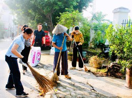 Phường Tây Tựu ra quân “Ngày Chủ nhật xanh”
