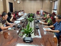 Phường Tây Hồ ra quân bắt chó thả rông, không rọ mõm