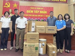 BVĐK Sóc Sơn hỗ trợ người dân bị ảnh hưởng lũ tại xã Trung Giã và Đa Phúc