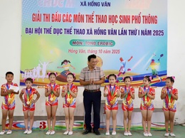 XÃ HỒNG VÂN: TỔ CHỨC THÀNH CÔNG MÔN THỂ DỤC NHỊP ĐIỆU AEROBIC VÀ MÔN ĐIỀN KINH