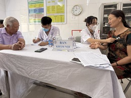 Bệnh viện đa khoa Mê Linh: Chung tay chăm sóc sức khỏe người cao tuổi