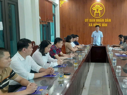 UBND XÃ HỒNG VÂN TỔ CHỨC HỘI NGHỊ CÔNG BỐ GIAO NHIỆM VỤ PHỤ TRÁCH CƠ QUAN VĂN PHÒNG HĐND & UBND VÀ TRAO QUYẾT ĐỊNH ĐIỀU ĐỘNG CÔNG CHỨC