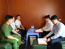 Xã Quảng Oai tăng cường kiểm tra hoạt động kinh doanh dịch vụ karaoke trên địa bàn