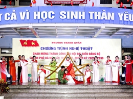 Đêm nghệ thuật chào mừng thành công Đại hội Đảng bộ thành phố Hà Nội lần thứ XVIII