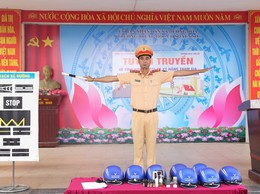 Công an xã Dương Hoà tổ chức buổi tuyên truyền về tình hình trật tự an toàn giao thông và kỹ năng tham gia giao thông an toàn cho lứa tuổi học sinh năm 2025