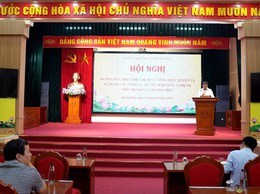 Trên 200 đại biểu xã Dương Hoà được hướng dẫn thực hiện dịch vụ công trực tuyến và sử dụng các công cụ AI, tiện ích công nghệ số 