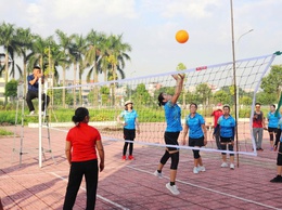 Hơn 100 vận động viên tham gia giải bóng chuyền hơi Đại hội Thể dục Thể thao xã Thuận An lần thứ I, năm 2025