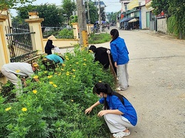 Xã Xuân mai ra quân tổng vệ sinh môi trường phòng, chống dịch sốt xuất huyết đợt 3