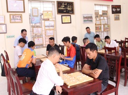 Giải cờ tướng xã Phú Nghĩa thu hút hơn 60 kỳ thủ tham gia tranh tài