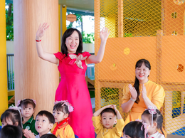TRƯỜNG MẦM NON SAO MAI TƯNG BỪNG TỔ CHỨC CHƯƠNG TRÌNH 