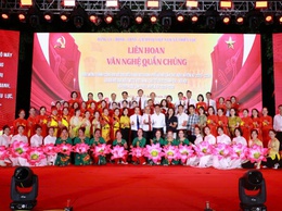 Thiên Lộc: Sôi nổi chương trình văn nghệ chào mừng thành công Đại hội Đại biểu Đảng bộ thành phố Hà Nội lần thứ XVIII, nhiệm kỳ 2025 – 2030 (Cụm 1)