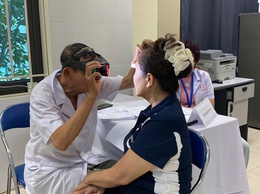 PHƯỜNG BA ĐÌNH: HƠN 400 NGƯỜI CAO TUỔI ĐƯỢC KHÁM SỨC KHOẺ TRONG THÁNG HÀNH ĐỘNG QUỐC GIA VÌ NGƯỜI CAO TUỔI