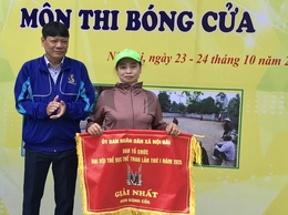 Bế mạc và trao giải môn bóng cửa nội dung thi đấu của Đại hội TDTT xã Nội Bài lần thứ 1 năm 2025