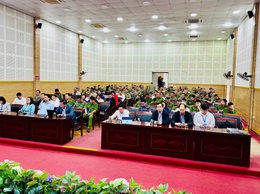 Phường Long Biên tổ chức Hội nghị khen thưởng các cá nhân có thành tích xuất sắc trong thực hiện nhiệm vụ trọng tâm quý III năm 2025.