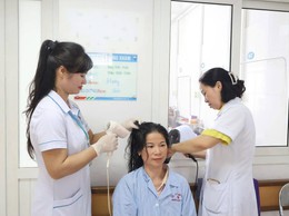 Tỏa sáng tinh thần tận tâm của người điều dưỡng Thủ đô