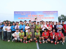 Khai mạc giải thi đấu các môn thể thao trong Chương trình Đại hội TDTT xã Vân Đình lần thứ I, năm 2025
